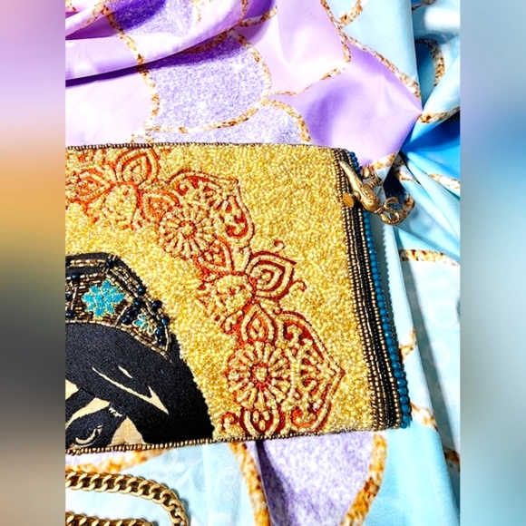 Princess Jasmine Beaded Crossbody Clutch by Mary Frances – Aladdin NWOT - Picture 4 of 12